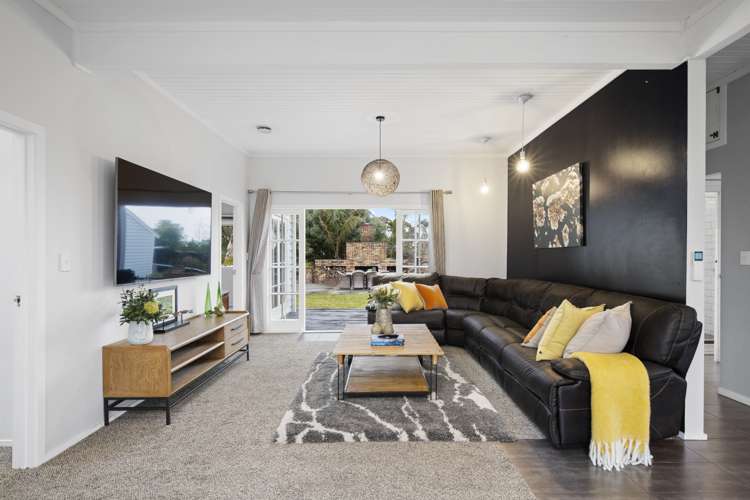 249 Beaver Road Bombay_6