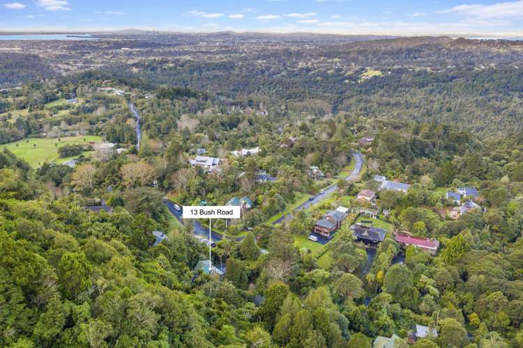 13 Bush Road Waiatarua_27