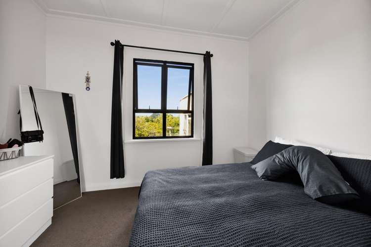 34 Kent Street Patea_19