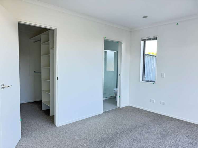 8 Kingfisher Road Silverdale_8