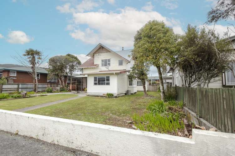 121 Shakespeare Street Greymouth_26