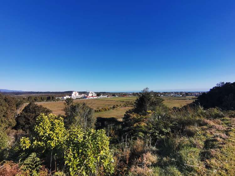 21 Racecourse Terrace Rise Hokitika_6