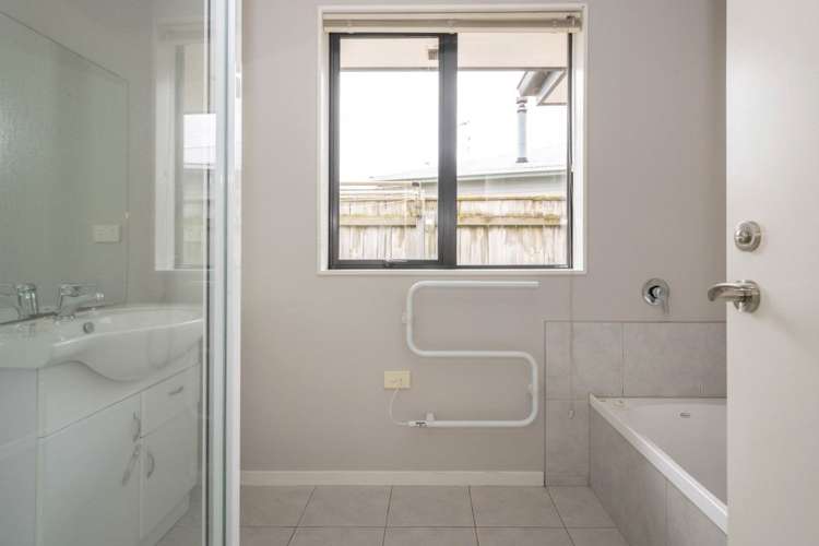 16 New Renwick Road Redwoodtown_10