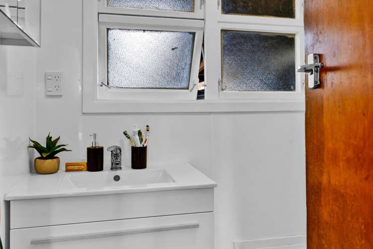 617 Rawhitiroa Road Eltham_20