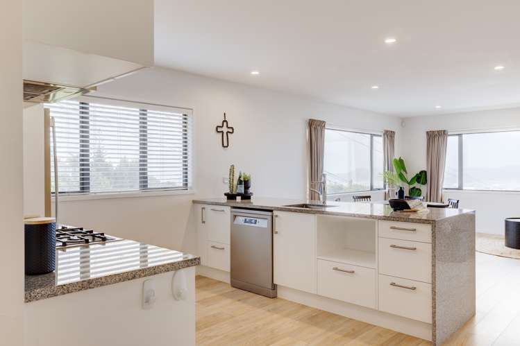 46a Memorial Drive Parahaki_6