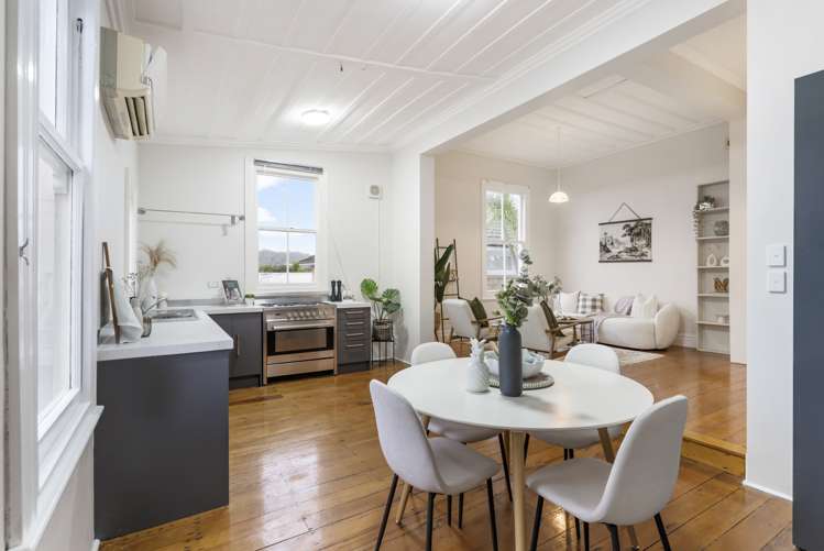 54 Eskdale Road Birkdale_6