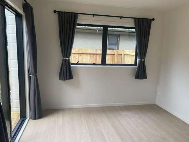 9B Ussher Place Pakuranga Heights_4