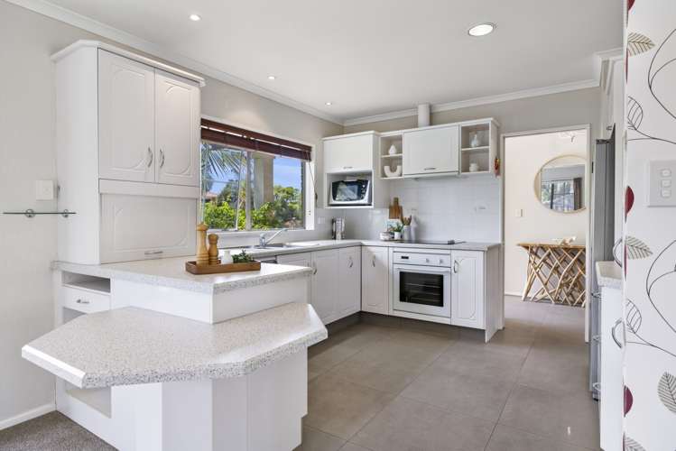18 Santa Monica Drive Papamoa_10