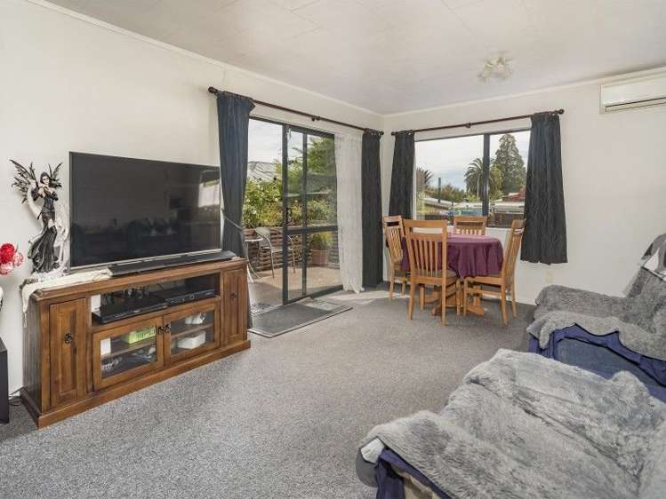 2/81 Tipahi Street Nelson South_4