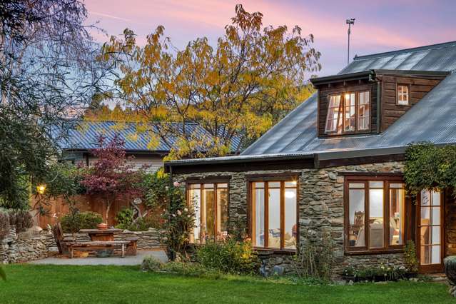 426 Aubrey Road Wanaka_1