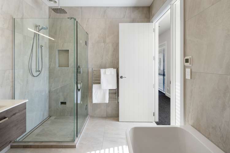 39 Pengover Avenue Leamington_29