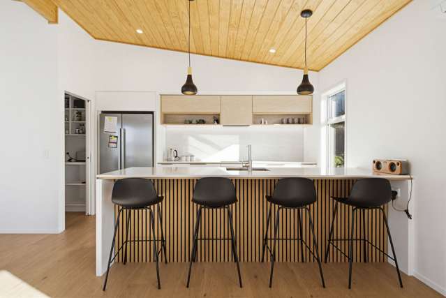 71 Les Wakefield Road Mapua_2