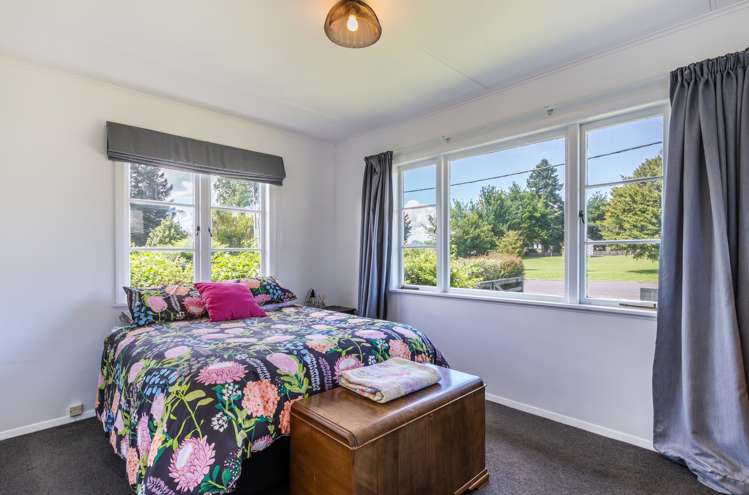 13 Lake Road Mangakino_20