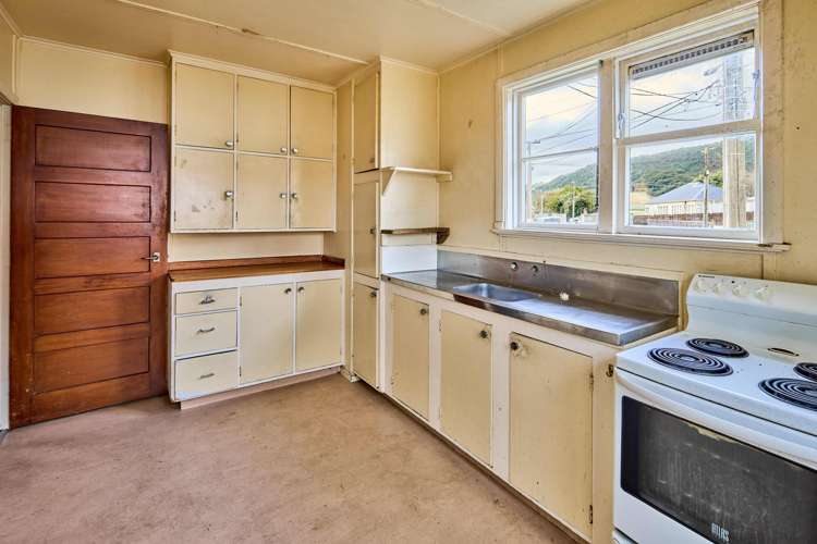 7 and 9 Bryant Grove Taita_7