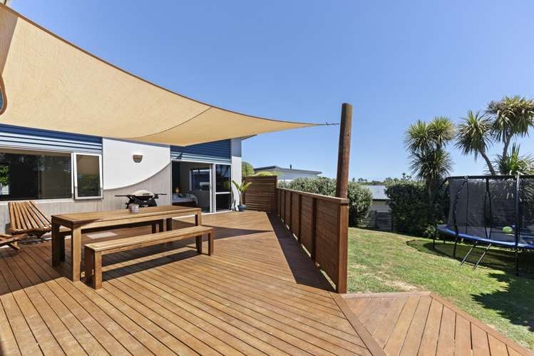 5d Tui Grove Oakura_24