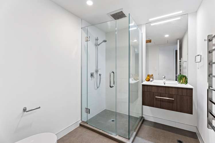 1007/145 Nelson Street Auckland Central_10