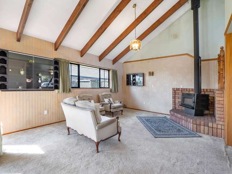 10 Regency Crescent Redwood_5