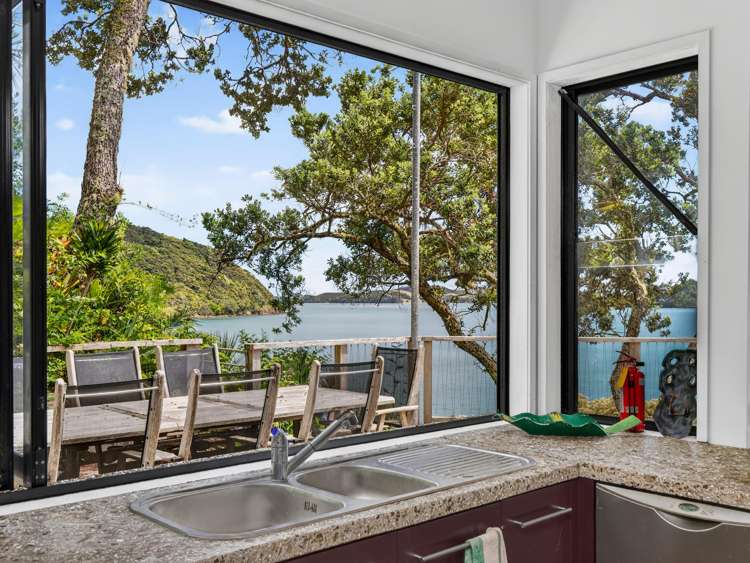 419D Manawaora Rd Parekura Bay_13