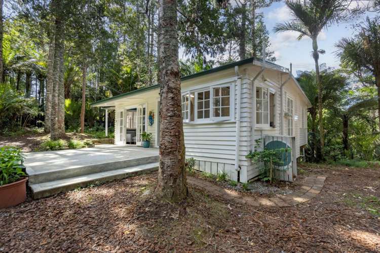 57 Otitori Bay Road Titirangi_15