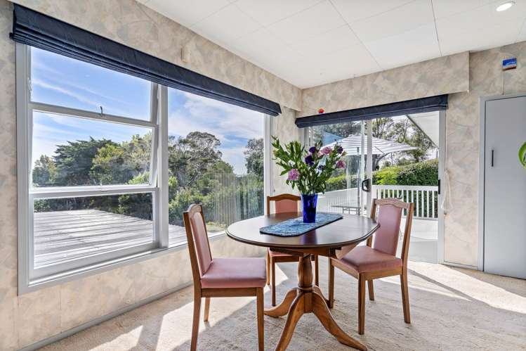 111 Glengarry Road Glen Eden_8