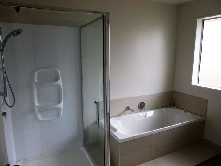 5a Ashley Drive Paroa_12