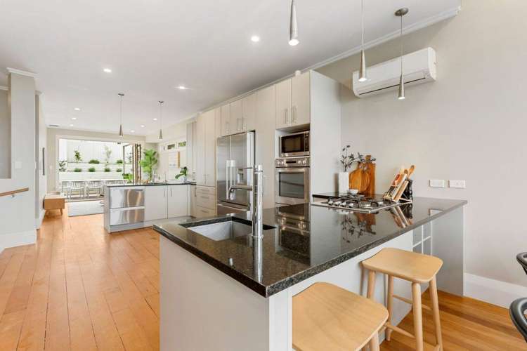 67 Athens Road Onehunga_6