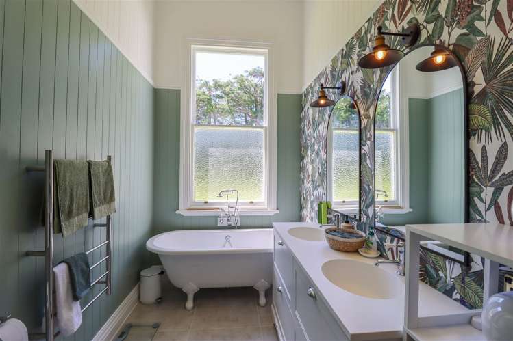 231 Robinson Road Cave_9