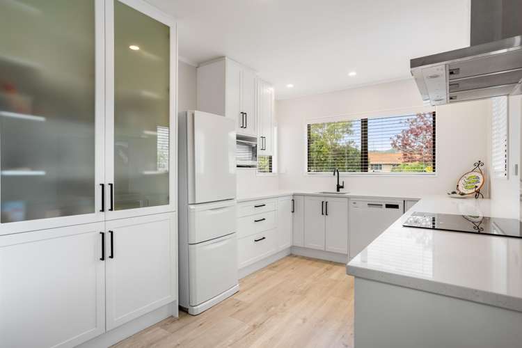 135 Everitt Crescent Whangamata_8