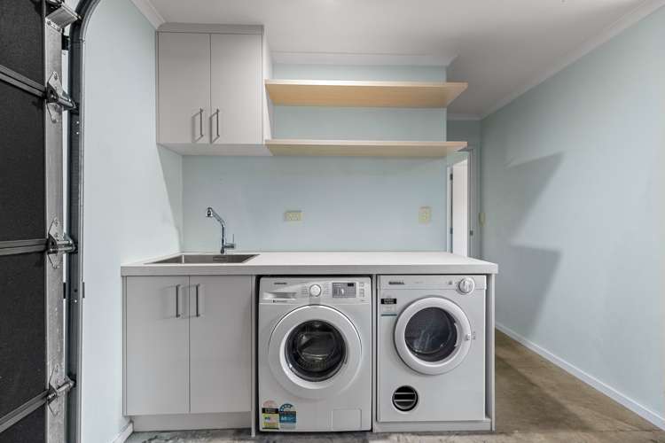 76 Sterling Gate Drive Bethlehem_20