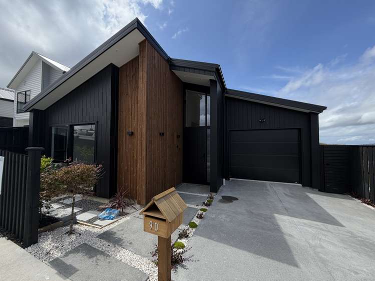 90 Huanui Drive_0