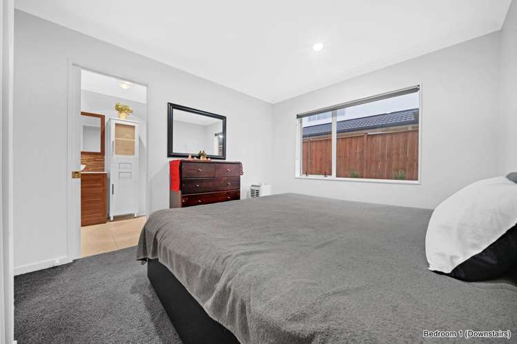 52 Cyril French Drive Flat Bush_10