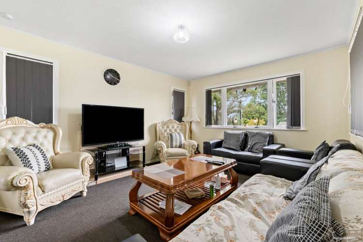 19 Kirton Crescent Manurewa_5