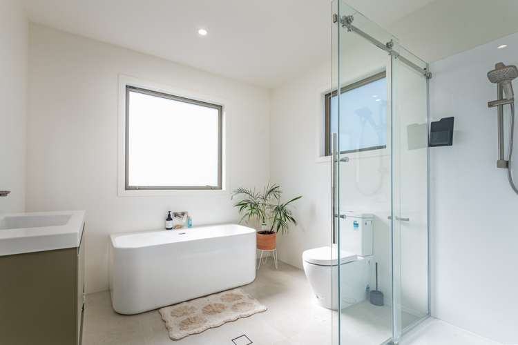 12 Roore Street Foxton Beach_10