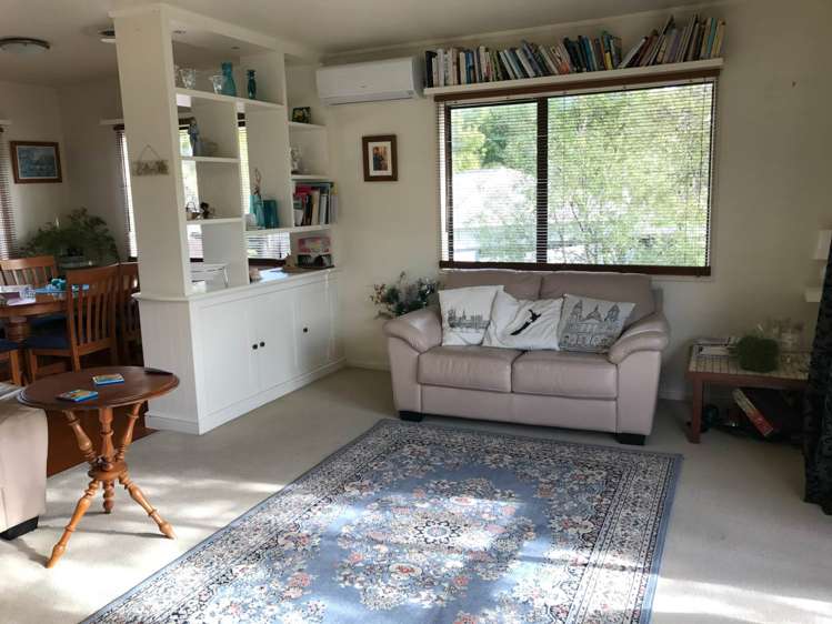 10 John Webster Place Glen Eden_2