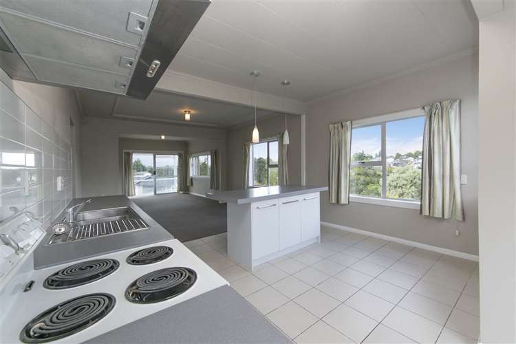 32 Don Buck Road Massey_6