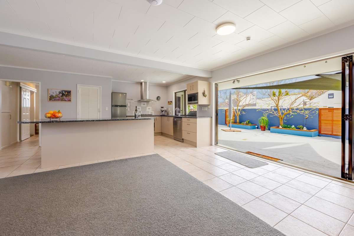 8 McKeefry Avenue_5