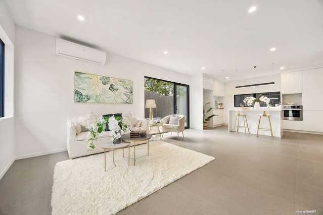 11 Rene Place Sunnyhills_2