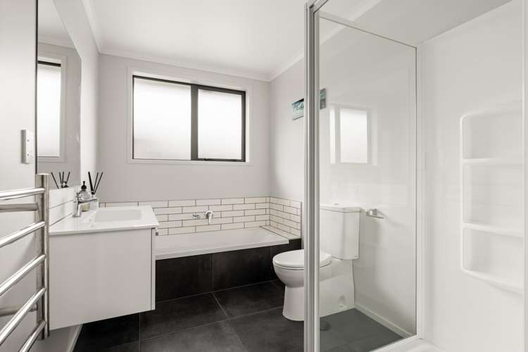 20 Raynor Crescent Pyes Pa_16