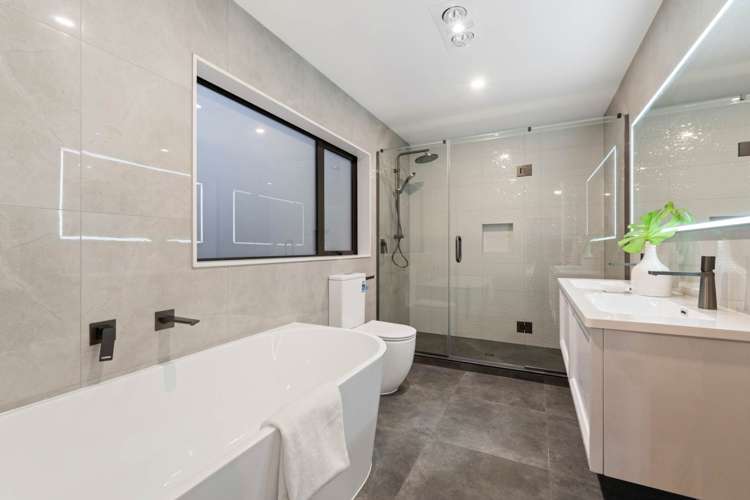 215b Murphys Road Flat Bush_12
