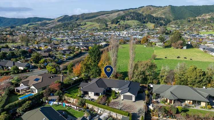 5 Aratia Way Richmond_19