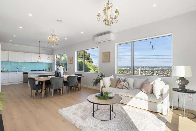 517 East Coast Road Murrays Bay_10