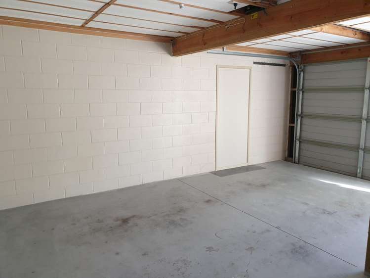 Address withheld Helensville_13