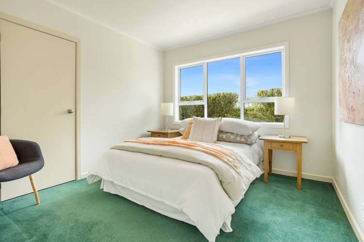 8 Hikurangi Street Te Atatu Peninsula_12