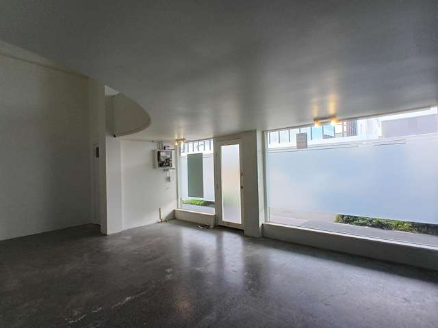 2/200 Heretaunga Street East Hastings_4