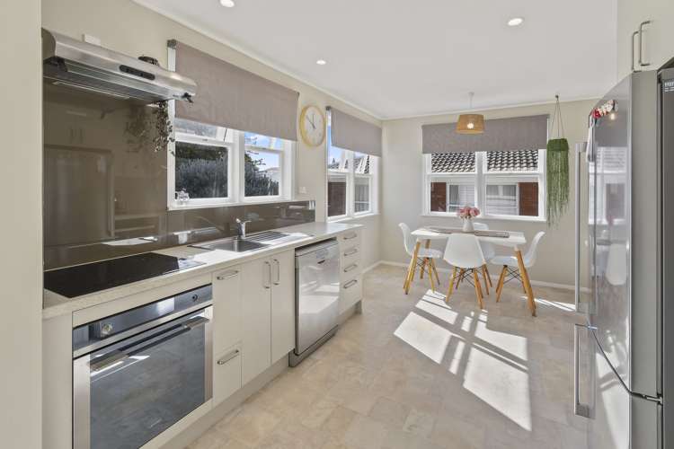 13 Fairview Avenue Opaheke_11