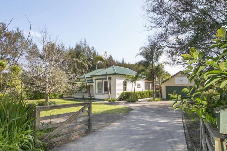 28 Cambridge Road Riverhead_3