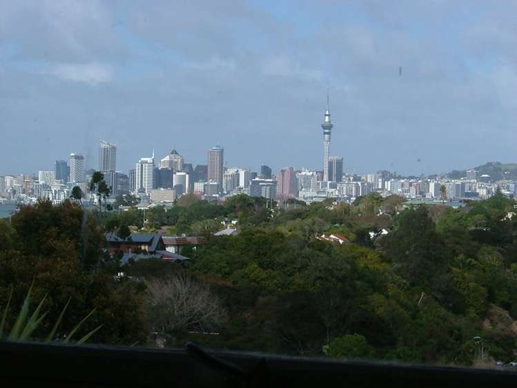 77 Lake Road Northcote_11