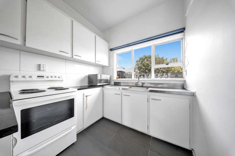 1/52 Marr Road Manurewa_5