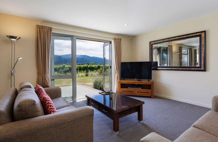Villa 8, 55 Rapaura Road Rapaura_3