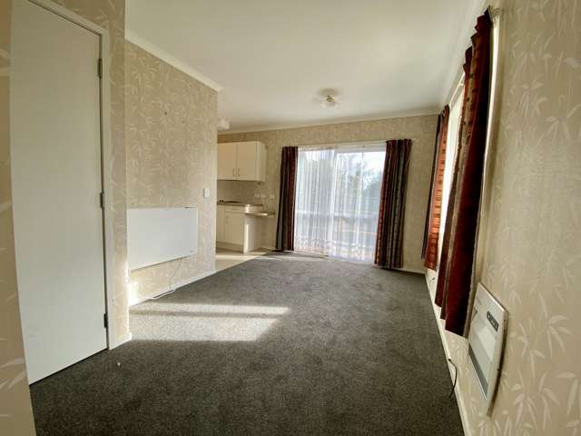 7 Exeter Crescent Takaro_2